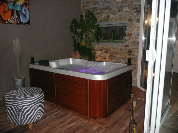 jacuzzi